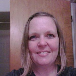 Meet your Posher, Laurie